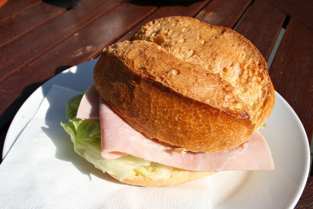 Brötchen mit Kochschinken