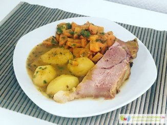 Kasslerbraten Kartoffeln, Möhren und Soße