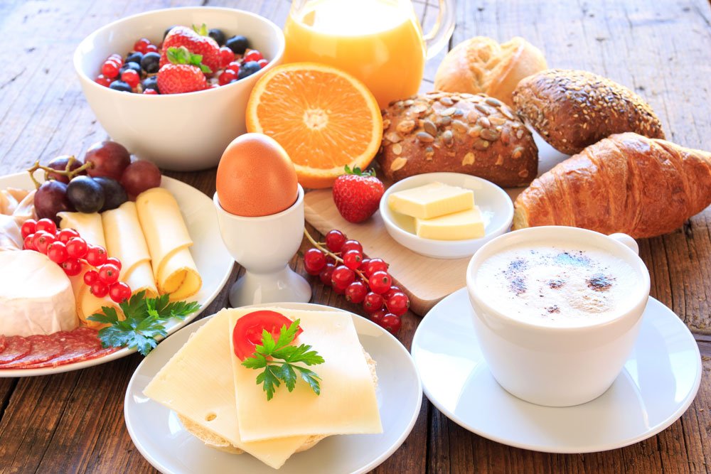 © juefraphoto - Fotolia.com Sonntags-Frühstück